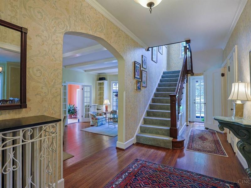 3621 Victoria Lane, Cincinnati, OH 45208 Photo 6