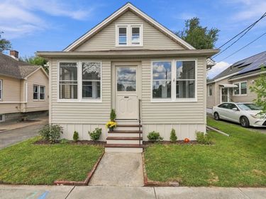 128 Wilber St, Springfield, MA 01104