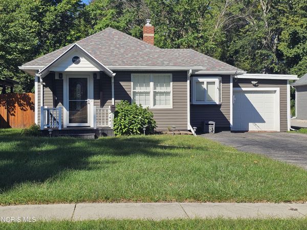 5013 Allen Street, Sylvania, OH 43560