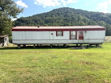 9999 Goldens Creek Rd Road, Barbourville, KY 40906