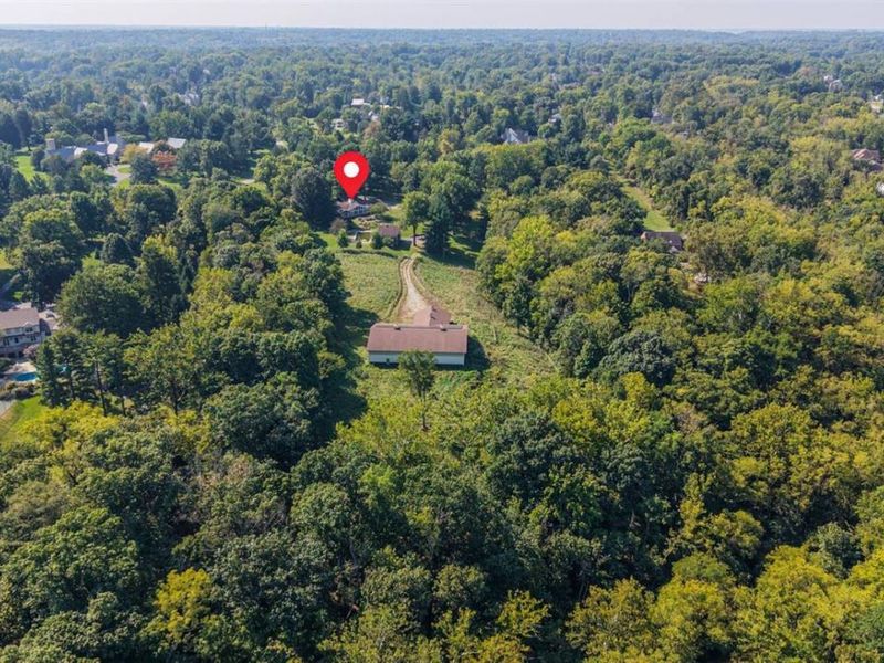 8505 Fox Cub Lane, Indian Hill, OH 45243 Photo 16