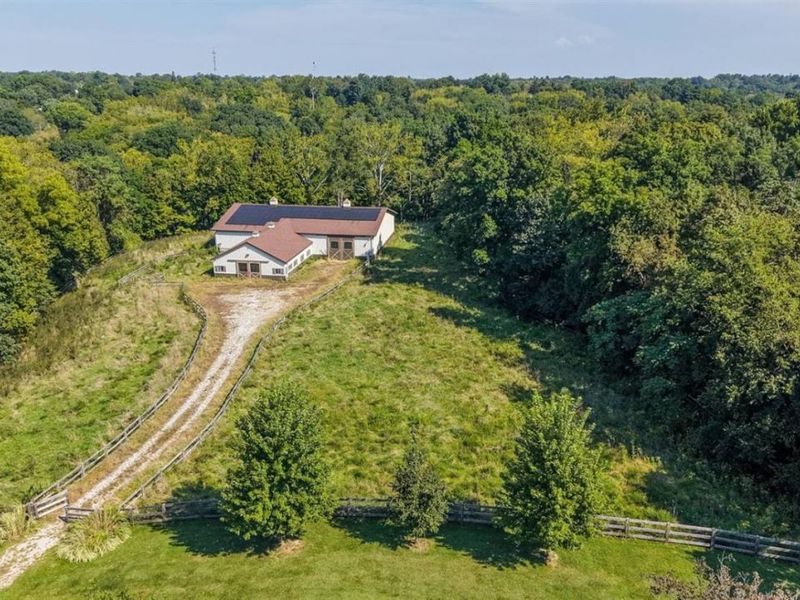 8505 Fox Cub Lane, Indian Hill, OH 45243 Photo 30