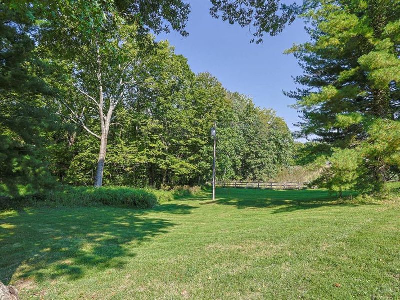 8505 Fox Cub Lane, Indian Hill, OH 45243 Photo 9