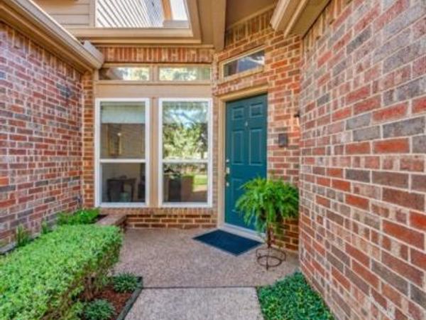 2522 Mallard Cove, Carrollton, TX 75006