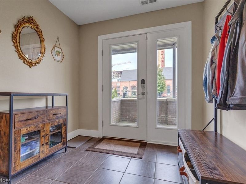1230 W 74th Street, Unit 1230, Cleveland, OH 44102 Photo 4