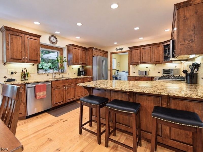 2316 Green Ridge Drive, Wickliffe, OH 44092 Photo 12