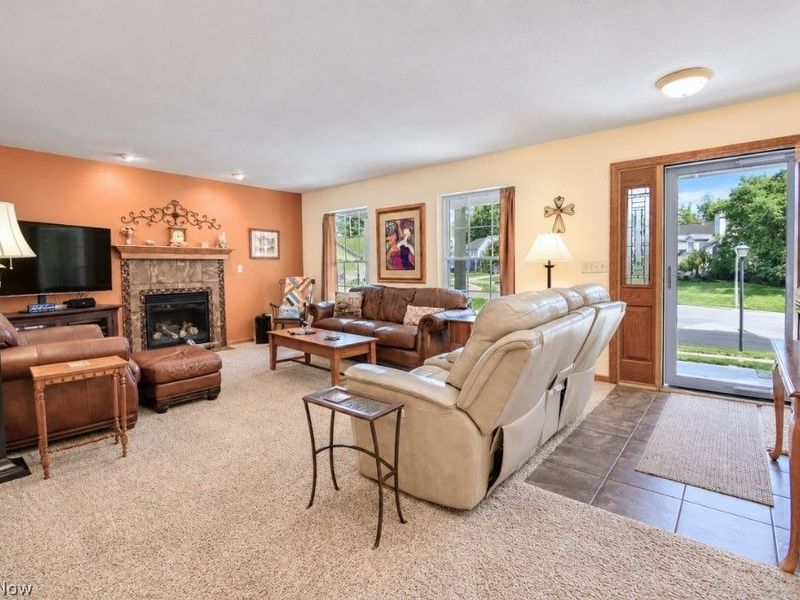 2316 Green Ridge Drive, Wickliffe, OH 44092 Photo 4
