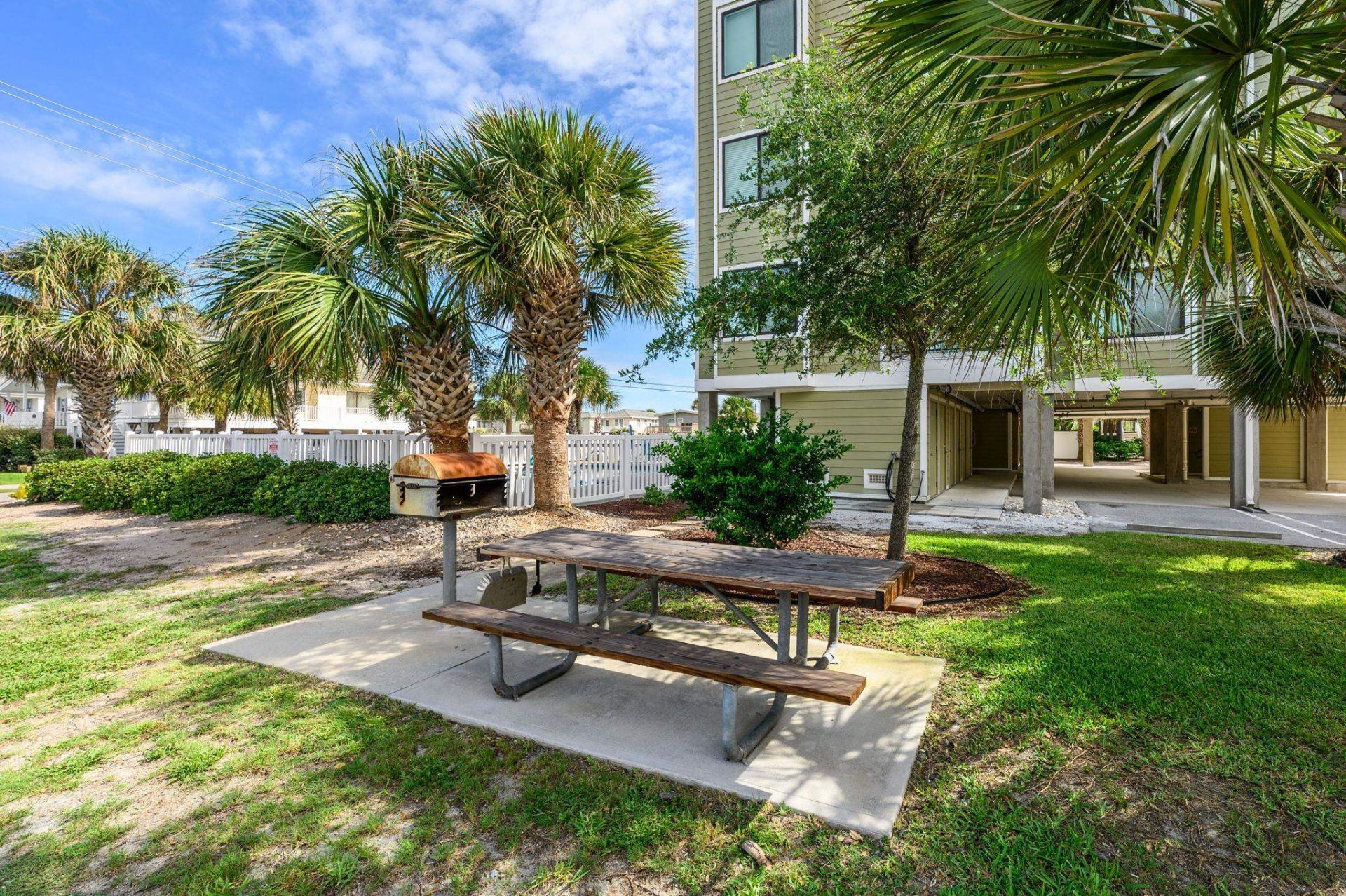 4901 N Ocean Blvd. Photo 21