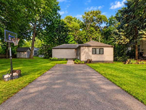 24 John Street, Crystal Lake, IL 60014