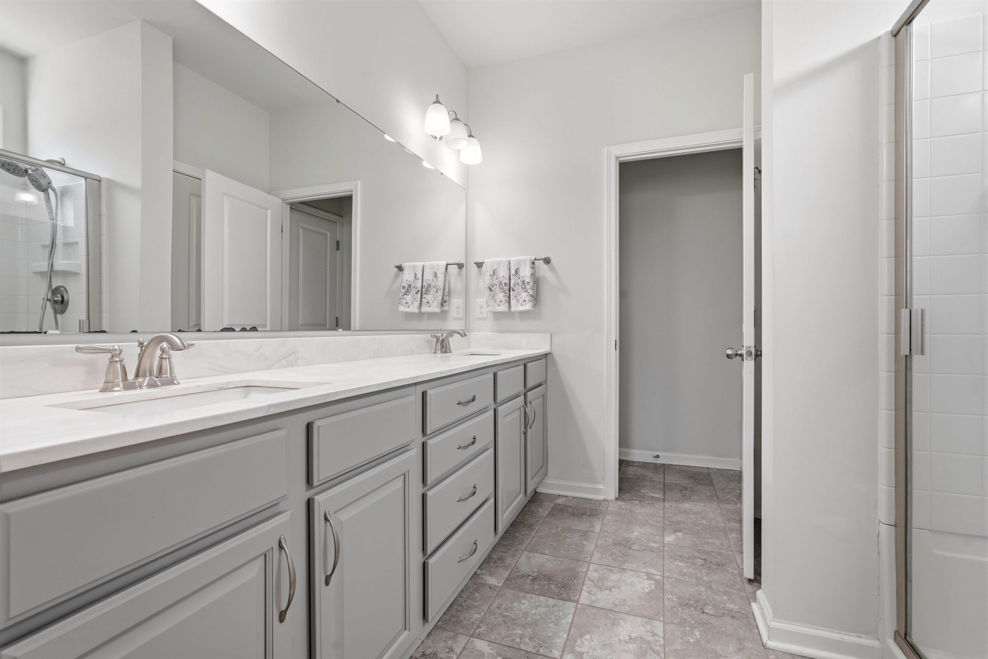 396 Firenze Loop Photo 28