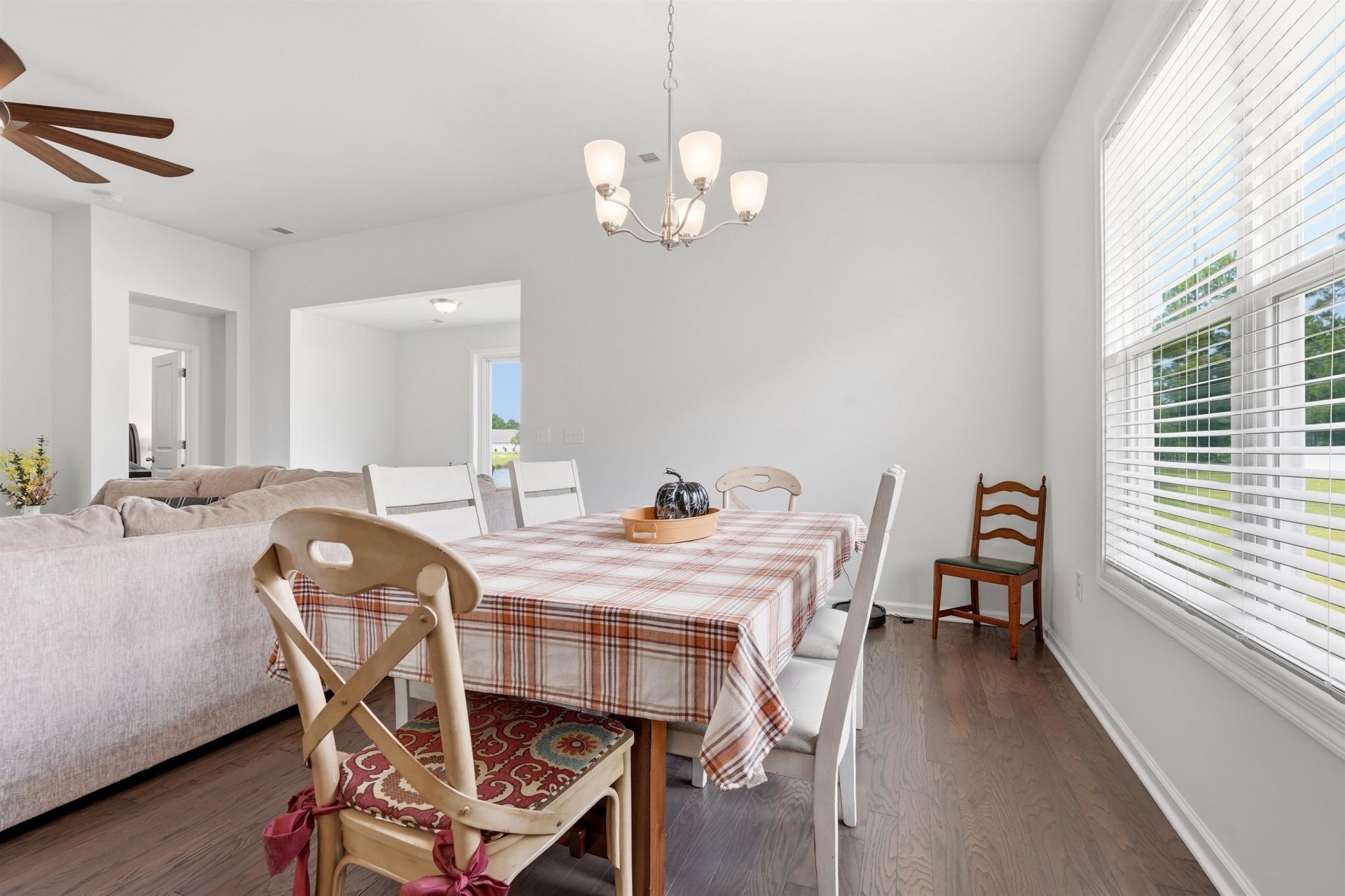 396 Firenze Loop Photo 8