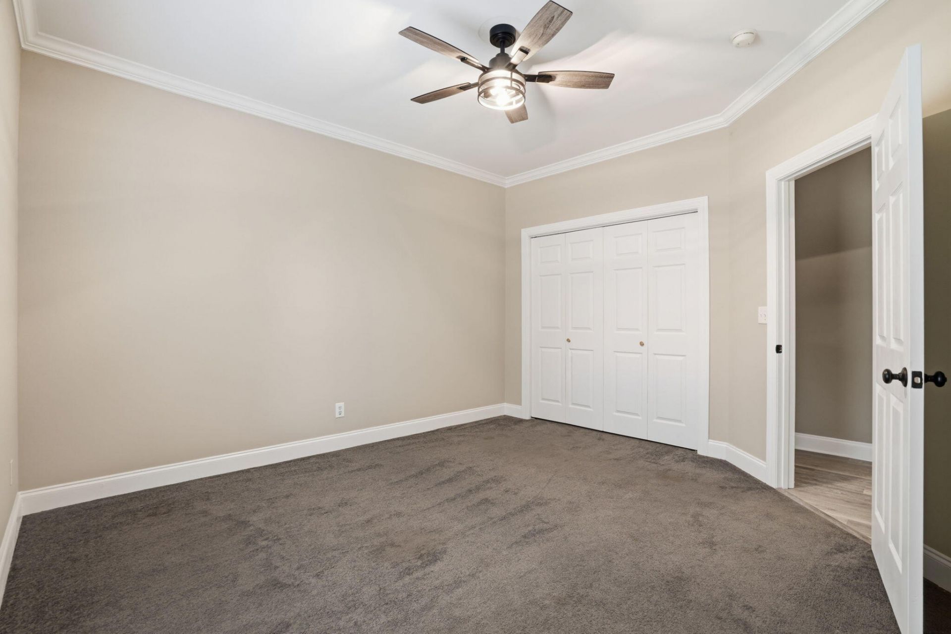 120 Intimidator Lane Photo 46