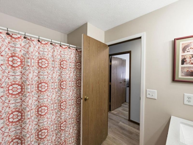 7233 Creekview Drive, Unit 7, Colerain Township, OH 45247 Photo 25