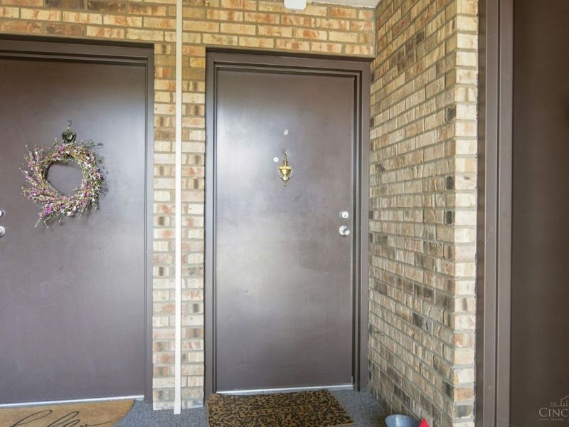 7233 Creekview Drive, Unit 7, Colerain Township, OH 45247 Photo 6