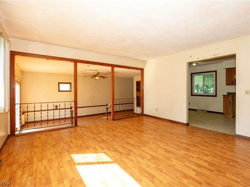 211 S Elm Street, Orrville, OH 44667 Photo 2