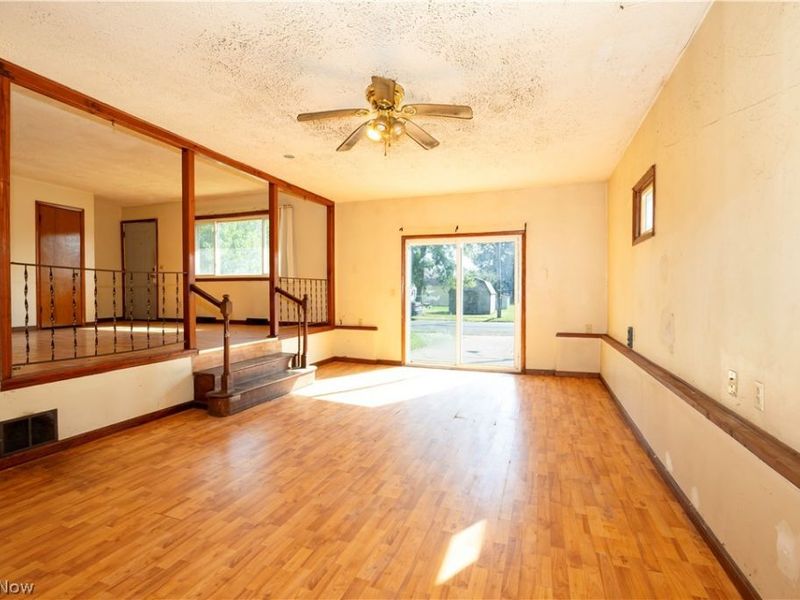 211 S Elm Street, Orrville, OH 44667 Photo 5