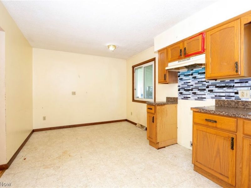 211 S Elm Street, Orrville, OH 44667 Photo 7
