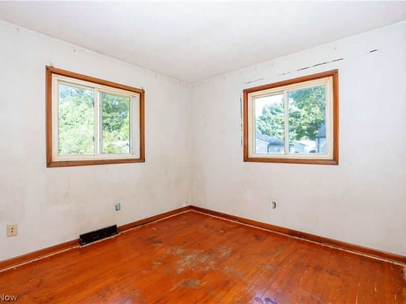 211 S Elm Street, Orrville, OH 44667 Photo 9