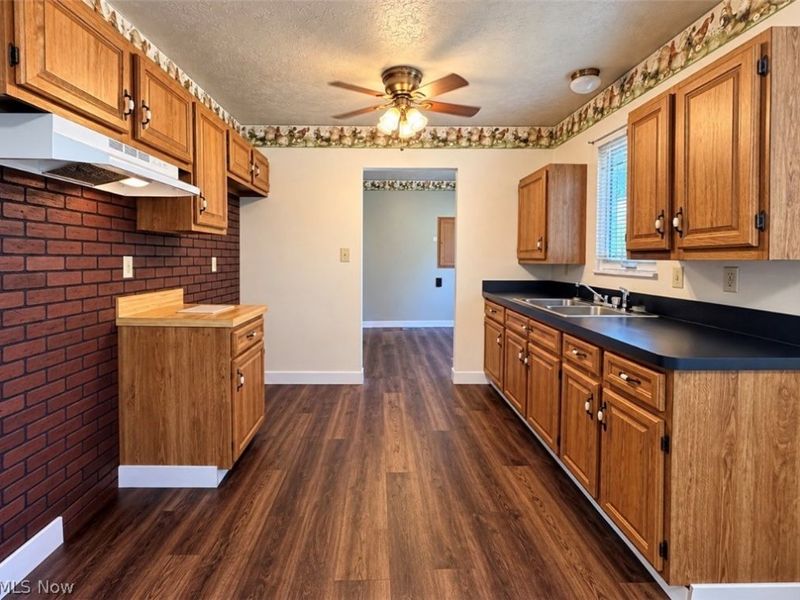 9841 Short Drive, Windham, OH 44288 Photo 9