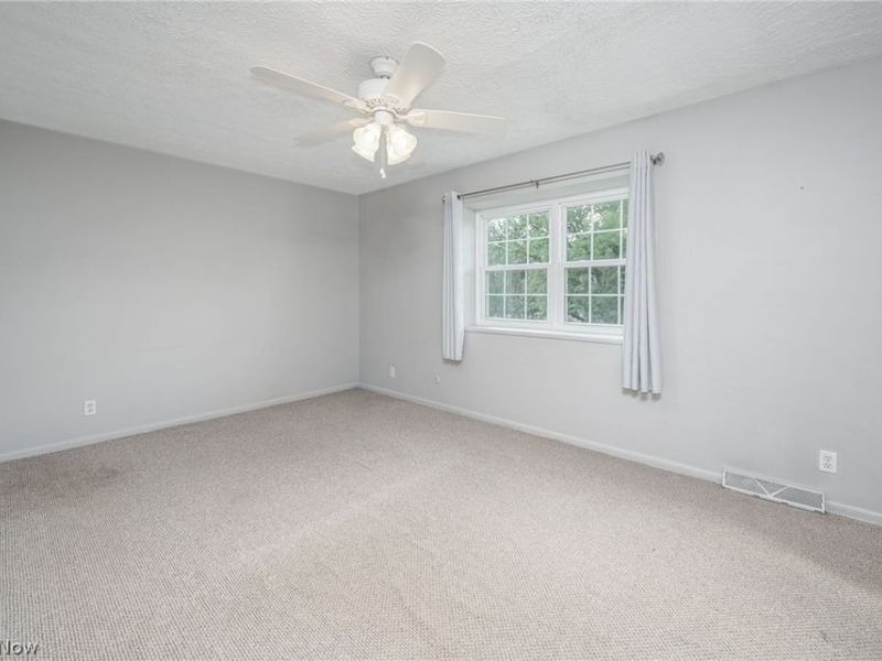 1317 Sandelwood Oval, Kent, OH 44240 Photo 12