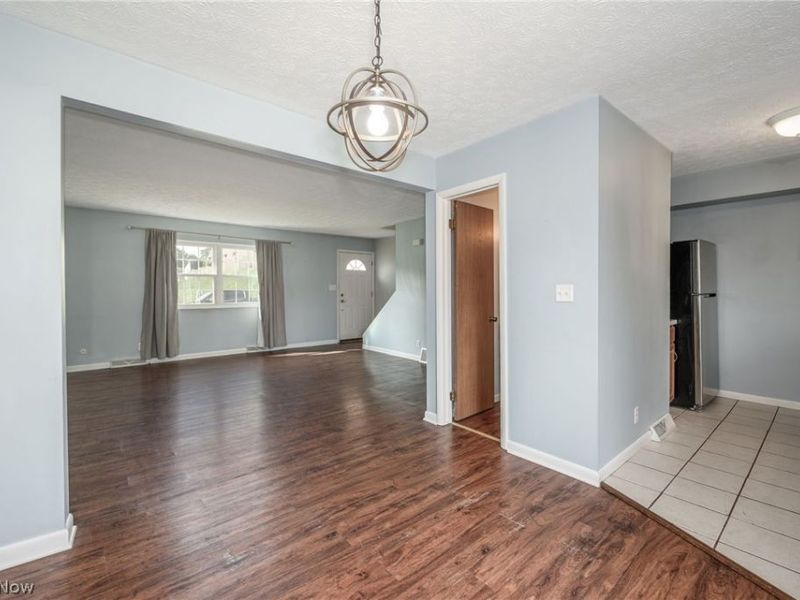 1317 Sandelwood Oval, Kent, OH 44240 Photo 5