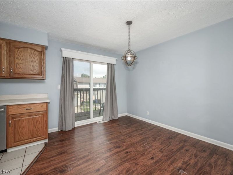 1317 Sandelwood Oval, Kent, OH 44240 Photo 6