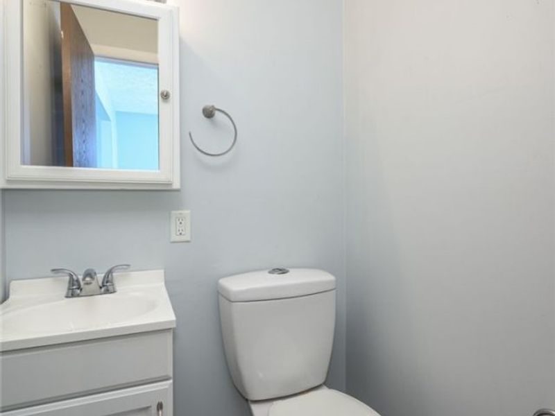 1317 Sandelwood Oval, Kent, OH 44240 Photo 9