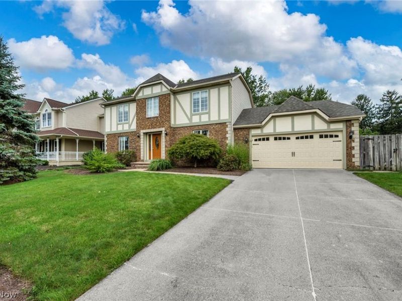 14042 Crystal Creek Drive, Strongsville, OH 44149 Photo 3