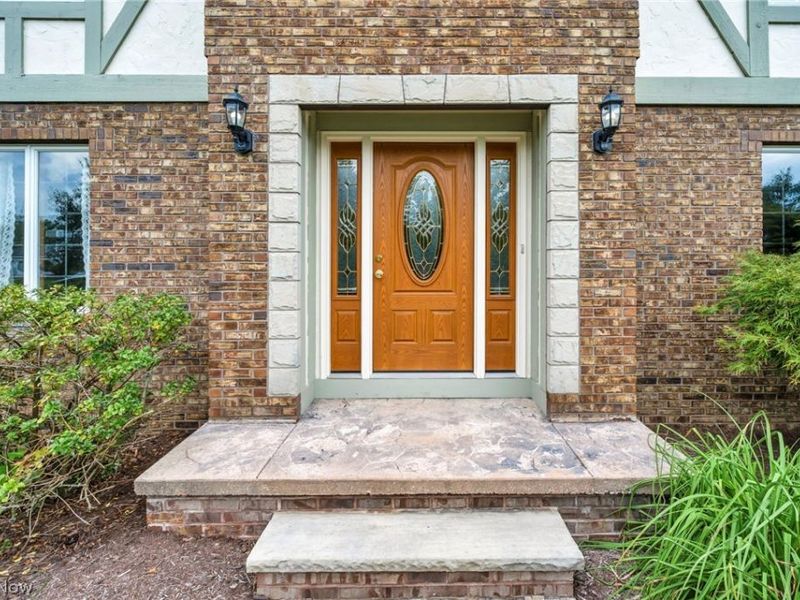 14042 Crystal Creek Drive, Strongsville, OH 44149 Photo 4