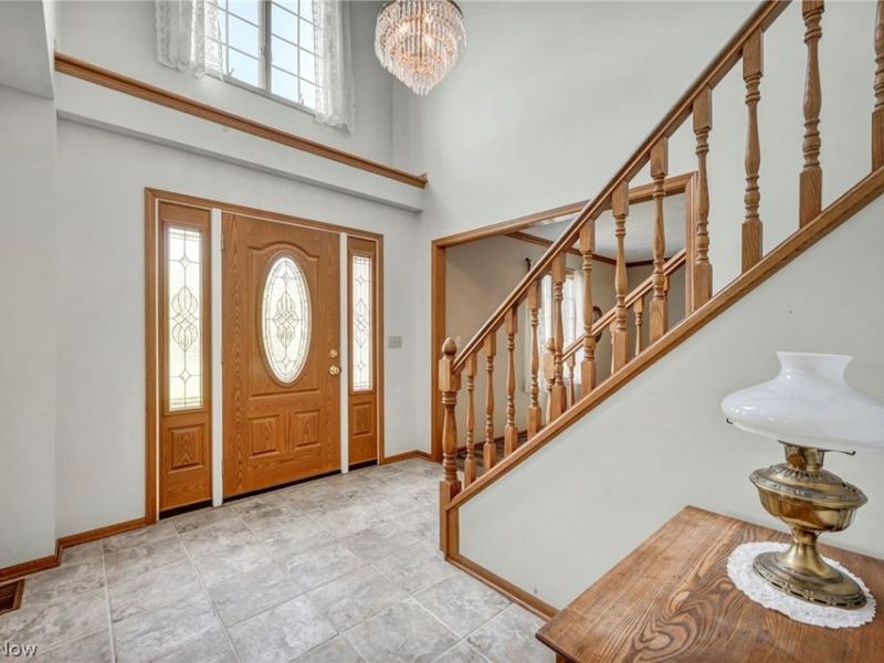 14042 Crystal Creek Drive, Strongsville, OH 44149 Photo 5