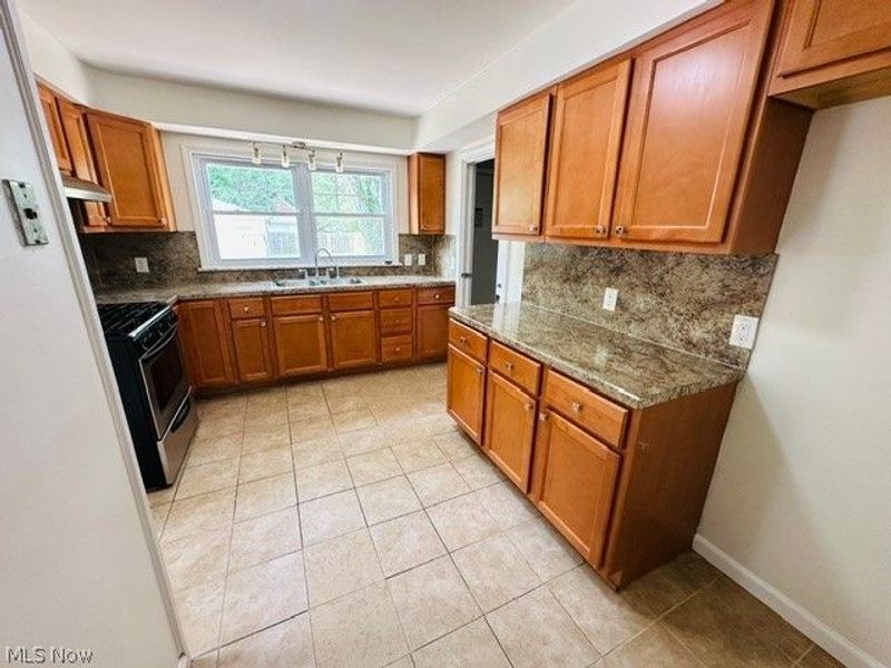 924 Chelston Avenue, South Euclid, OH 44121 Photo 5