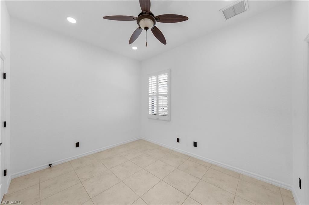 2628 Fairmont Cove Ct, Cape Coral, FL 33991 Photo