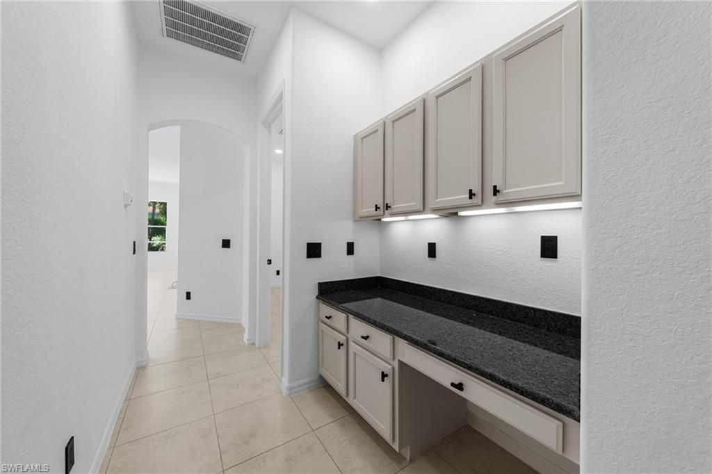 2628 Fairmont Cove Ct, Cape Coral, FL 33991 Photo