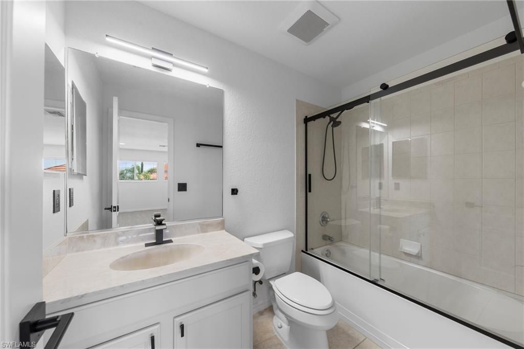 2628 Fairmont Cove Ct, Cape Coral, FL 33991 Photo