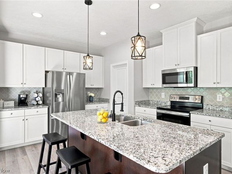 8740 Summer Wind Lane, Mentor, OH 44060 Photo 8