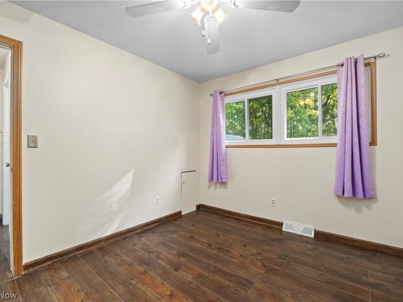 369 White Oak Drive, Elyria, OH 44035 Photo 15