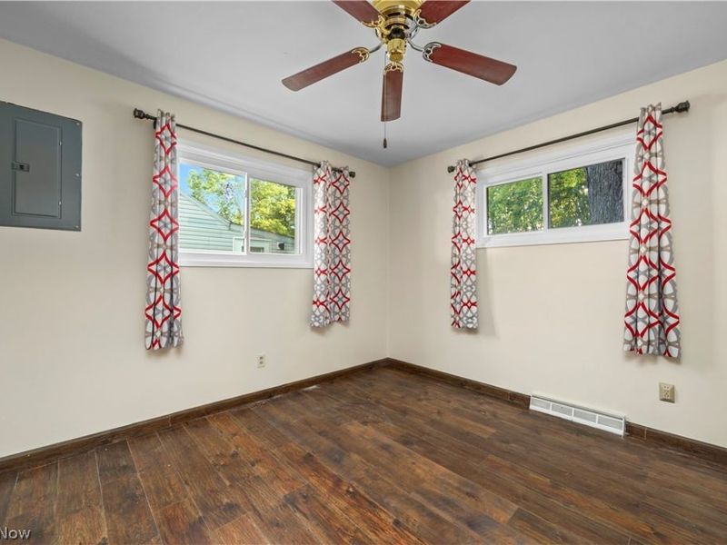 369 White Oak Drive, Elyria, OH 44035 Photo 17