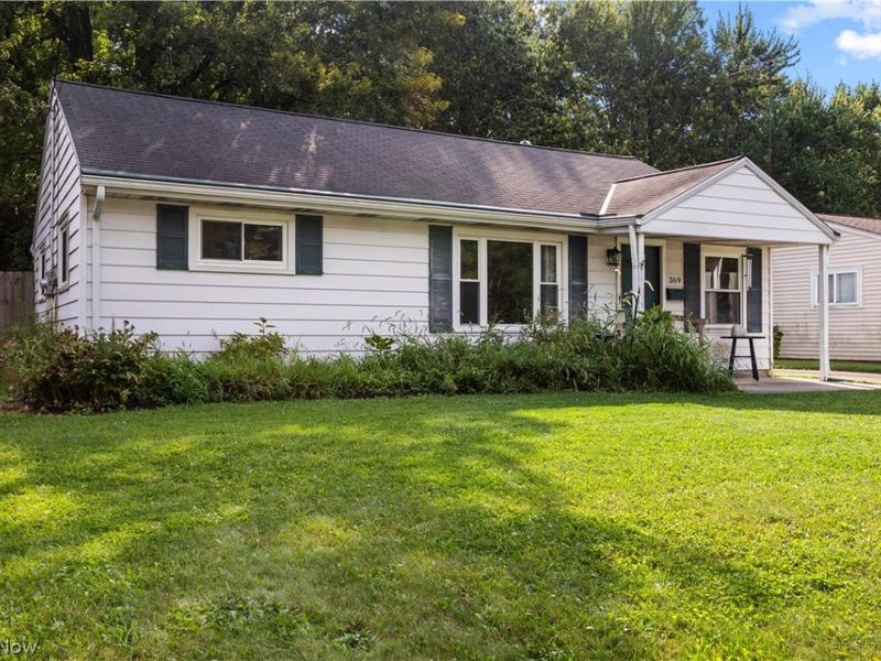 369 White Oak Drive, Elyria, OH 44035 Photo 3