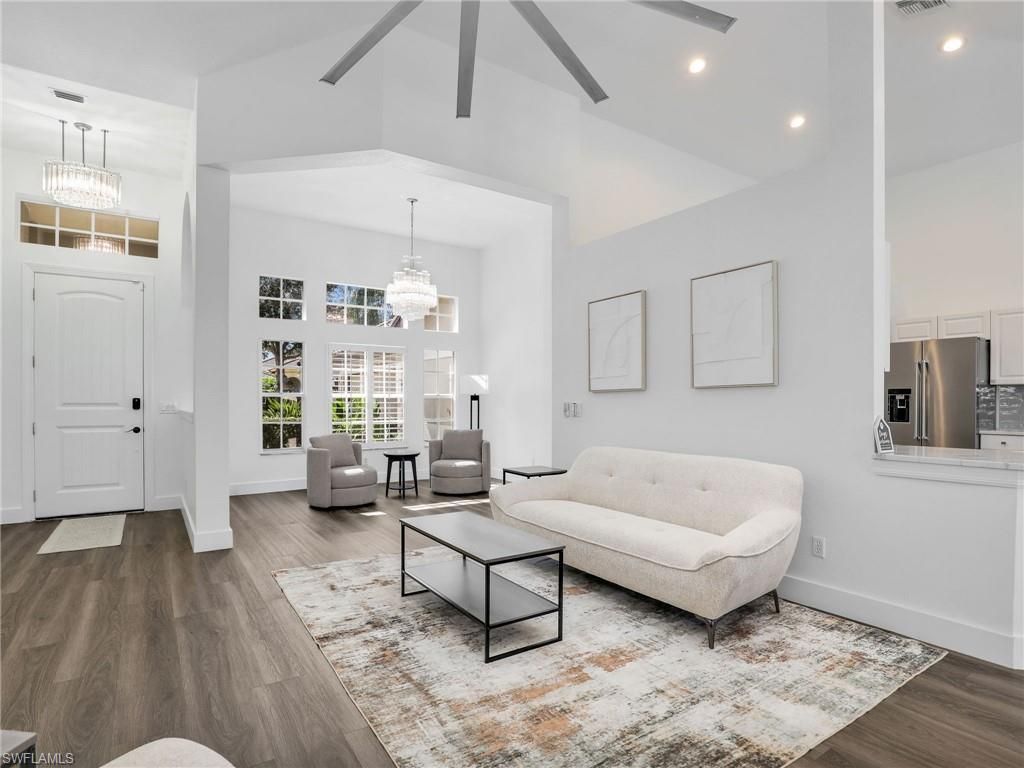 8983 Mustang Island Cir, Naples, FL 34113 Photo