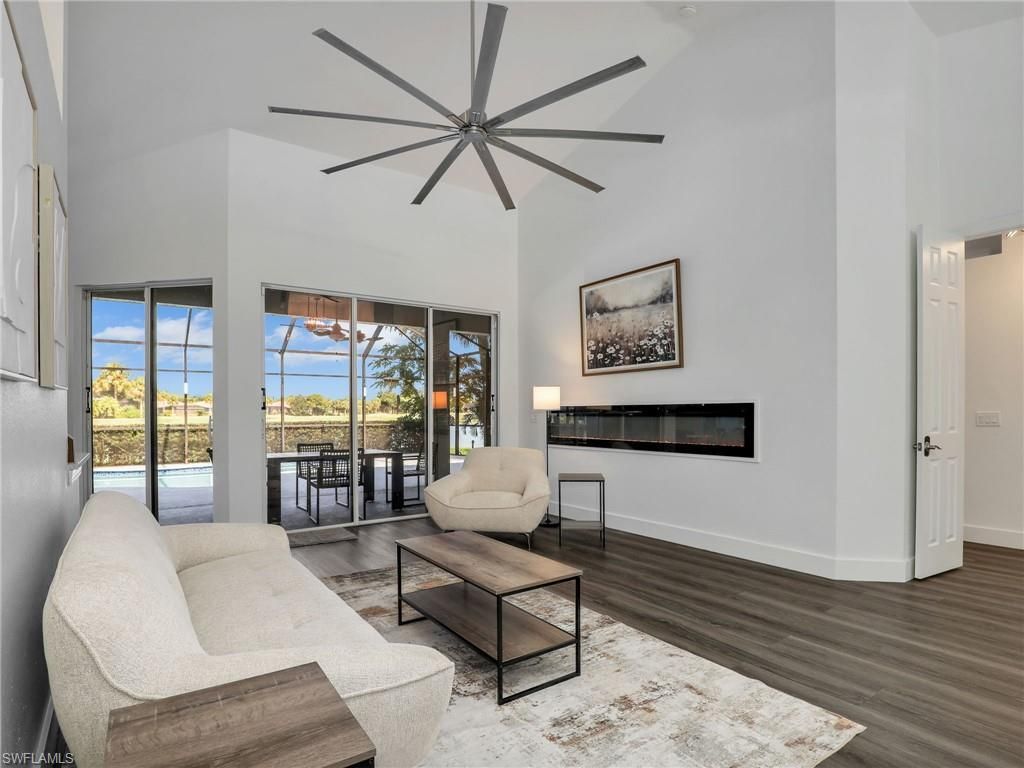 8983 Mustang Island Cir, Naples, FL 34113 Photo