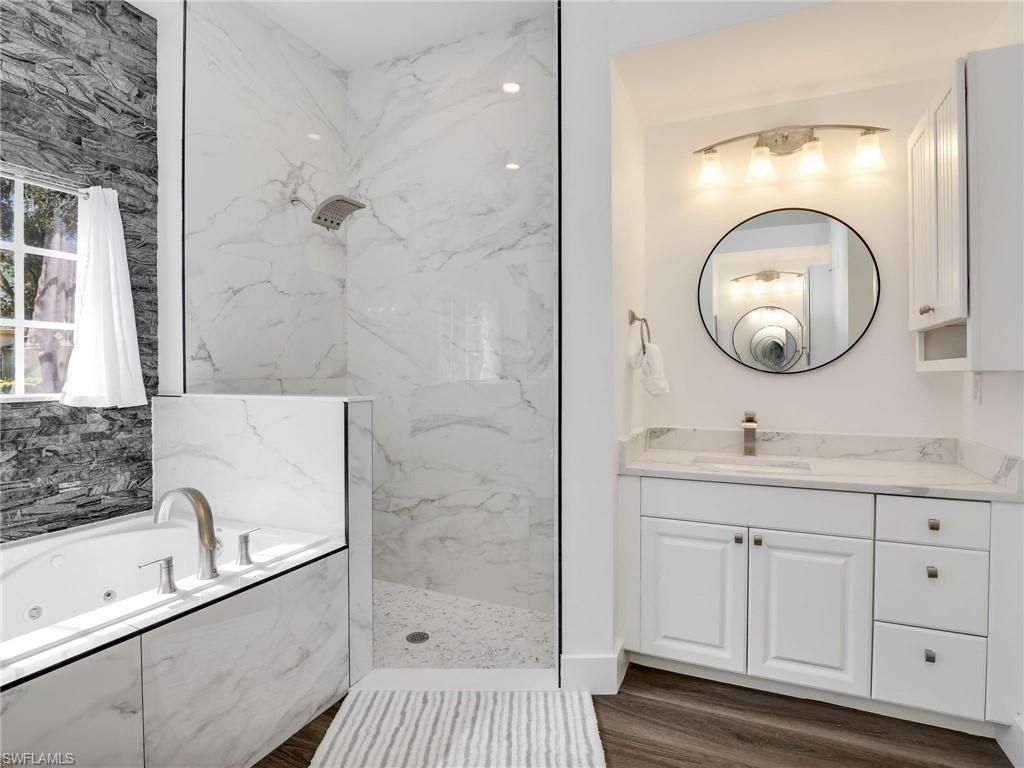 8983 Mustang Island Cir, Naples, FL 34113 Photo