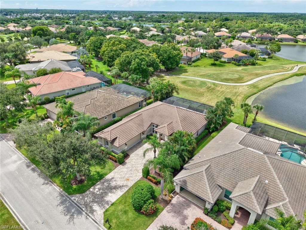 8983 Mustang Island Cir, Naples, FL 34113 Photo