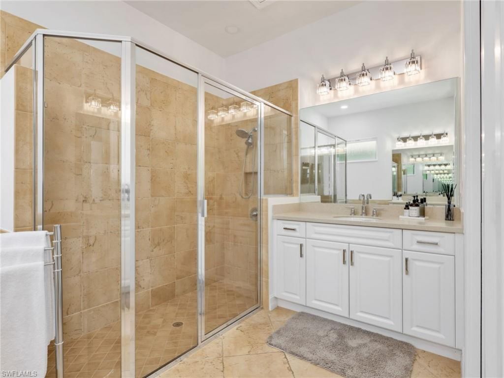 6172 Dogleg Dr, Naples, FL 34113 Photo