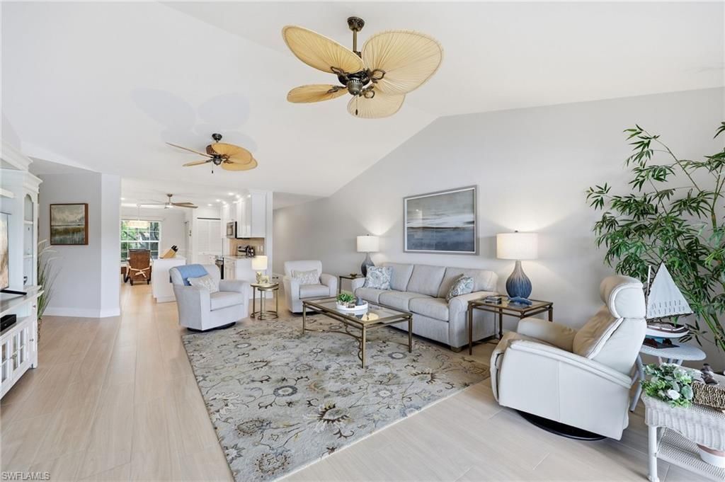 6260 Bellerive Ave, Unit 407, Naples, FL 34119 Photo