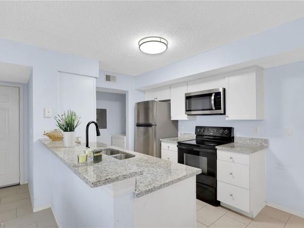 2214 Arbour Walk CIR, Unit 2012, NAPLES, FL 34109