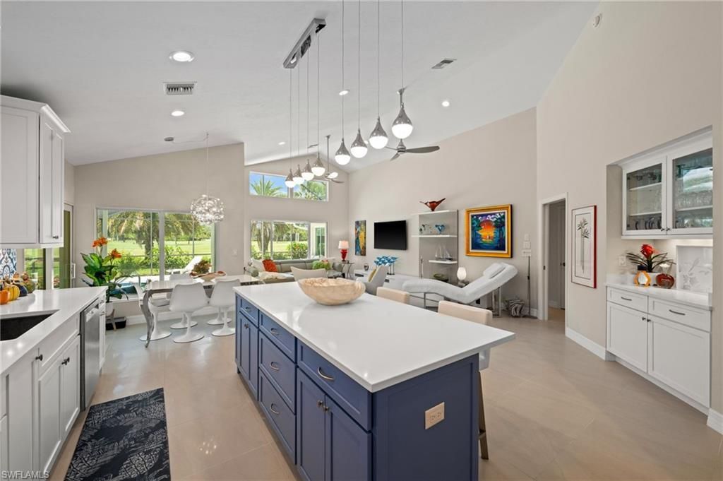 2114 Imperial Golf Course Blvd, Naples, FL 34110 Photo