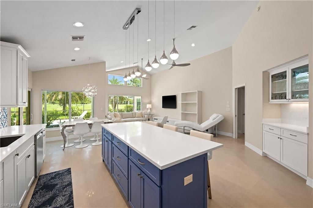 2114 Imperial Golf Course Blvd, Naples, FL 34110 Photo