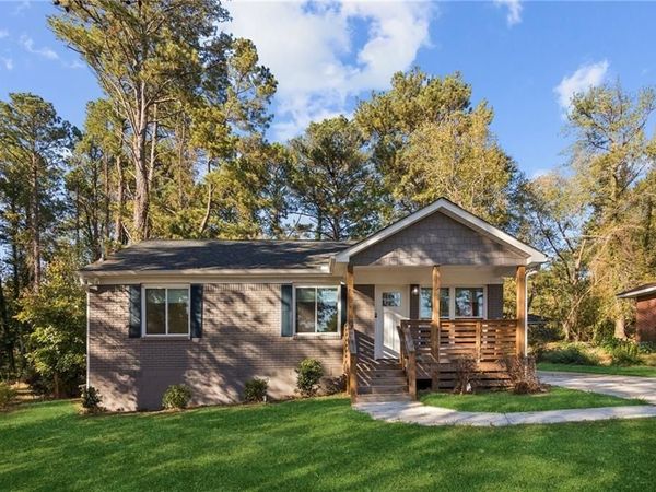 3682 Daisy Drive, Decatur, GA 30032