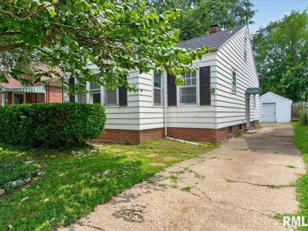 2524 S 6TH Street, Springfield, IL 62703