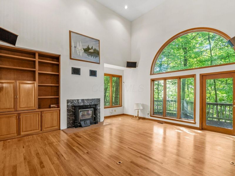 5050 Forest Trail, Columbus, OH 43230 Photo 13